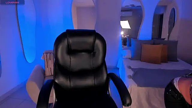 Snapshot of AyshelBrown chatting on September 27, 2025, 4:07 am AyshelBrown online show from September 27, 2025, 4:07 am