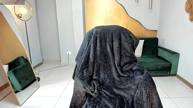 MilaColeman online show from September 26, 2025, 2:07 am