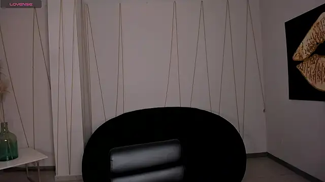 Snapshot of AmberColors_ chatting on February 1, 2026, 11:52 am AmberColors online show from February 1, 2026, 11:52 am