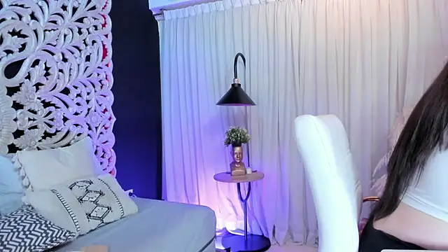 Snapshot of Ashley_Monroe chatting on September 22, 2025, 7:42 pm Ashley Monroe online show from September 22, 2025, 7:42 pm