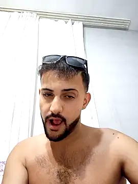 Snapshot of Muratcan33 chatting on October 8, 2025, 6:52 pm Muratcan33 online show from October 8, 2025, 6:52 pm