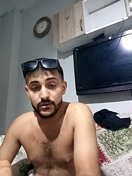 Snapshot of Muratcan33 chatting on October 5, 2025, 7:04 pm Muratcan33 online show from October 5, 2025, 7:04 pm