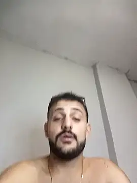 Snapshot of Muratcan33 chatting on October 22, 2025, 2:49 pm Muratcan33 online show from October 22, 2025, 2:49 pm