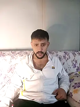 Snapshot of Muratcan33 chatting on October 23, 2025, 4:11 am Muratcan33 online show from October 23, 2025, 4:11 am