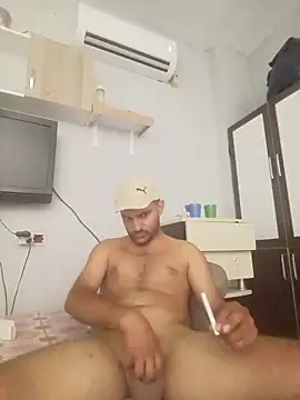 Snapshot of Muratcan33 chatting on September 19, 2025, 12:47 am Muratcan33 online show from September 19, 2025, 12:47 am