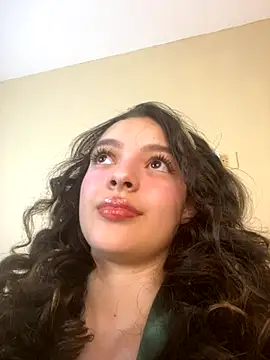 AriaHeavenss online show from October 2, 2025, 1:42 am