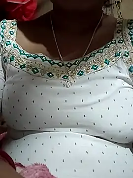 Couplesfuck12 online show from November 4, 2025, 1:48 pm