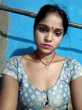 Snapshot of Harini_Gautam chatting on May 5, 2026, 5:49 pm Harini Gautam online show from May 5, 2026, 5:49 pm