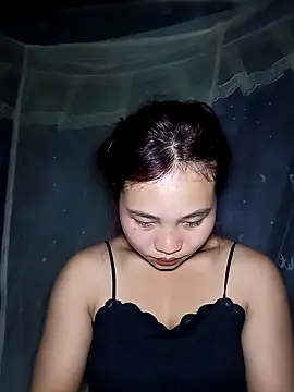 Snapshot of EllyBaby20 chatting on October 30, 2025, 11:23 pm EllyBaby20 online show from October 30, 2025, 11:23 pm