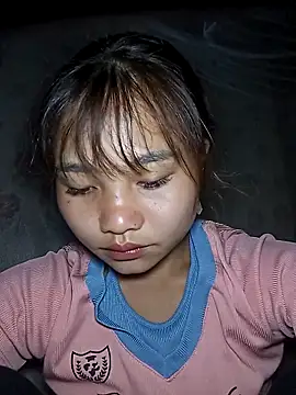 Snapshot of EllyBaby20 chatting on September 26, 2025, 11:33 pm EllyBaby20 online show from September 26, 2025, 11:33 pm