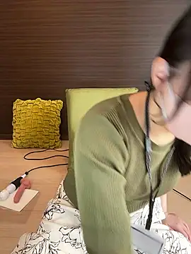 Snapshot of natsumi_NTR_TV chatting on October 21, 2025, 4:12 am natsumi NTR TV online show from October 21, 2025, 4:12 am