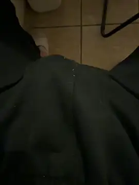 Snapshot of Dicksxd chatting on February 7, 2026, 10:18 pm Dicksxd online show from February 7, 2026, 10:18 pm