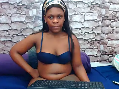 MiniMinaj online show from September 21, 2025, 7:35 am