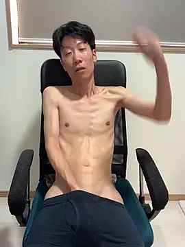 aki 2727 online show from October 25, 2025, 4:55 am