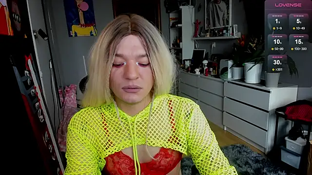 Kkkylie online show from May 7, 2026, 5:33 am