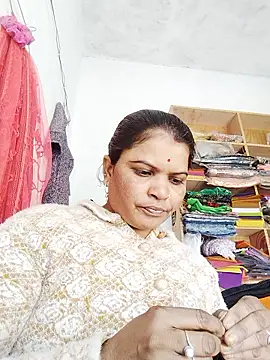 Snapshot of Bhavna_hot chatting on January 9, 2026, 8:43 am Bhavna hot online show from January 9, 2026, 8:43 am