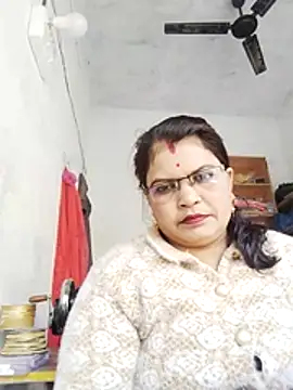 Snapshot of Bhavna_hot chatting on January 12, 2026, 10:11 am Bhavna hot online show from January 12, 2026, 10:11 am