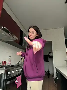 Snapshot of SugarBabyIvy chatting on October 1, 2025, 12:31 pm SugarBabyIvy online show from October 1, 2025, 12:31 pm