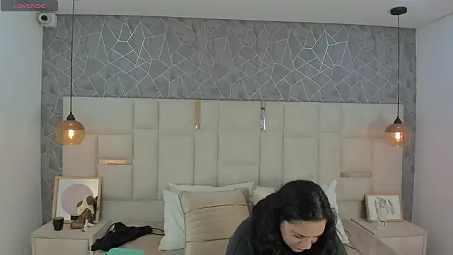 Snapshot of _im_alaya chatting on October 4, 2025, 2:46 am  im alaya online show from October 4, 2025, 2:46 am