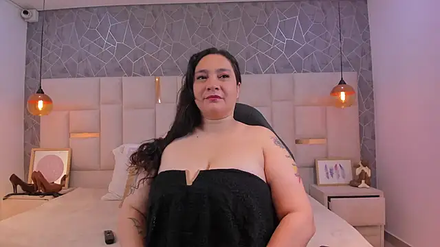  im alaya online show from November 12, 2025, 4:49 am