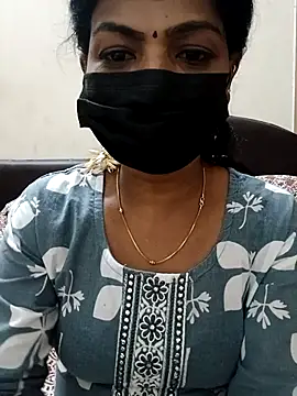 Snapshot of Rithya27 chatting on February 18, 2026, 6:04 pm Rithya27 online show from February 18, 2026, 6:04 pm