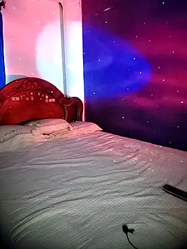 Snapshot of Linda_Saenz_ chatting on September 29, 2025, 10:37 pm Linda Saenz  online show from September 29, 2025, 10:37 pm