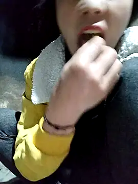 Snapshot of Sinejdk3 chatting on February 5, 2026, 12:01 pm Sinejdk3 online show from February 5, 2026, 12:01 pm