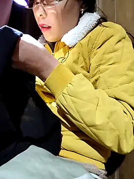 Snapshot of Sinejdk3 chatting on February 7, 2026, 12:57 pm Sinejdk3 online show from February 7, 2026, 12:57 pm