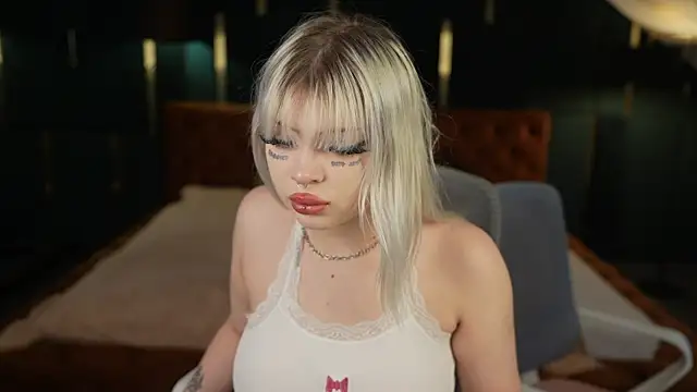 Yuki sun online show from September 25, 2025, 2:23 pm