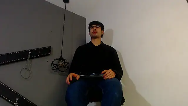 Dantebrown11 online show from September 20, 2025, 12:32 pm