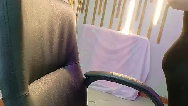 Angel saez online show from October 18, 2025, 11:01 am