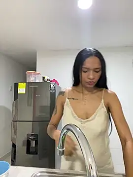 Luna025 online show from February 13, 2026, 2:33 am