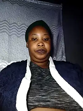 Snapshot of OCEANSQUITERXXX chatting on October 23, 2025, 6:12 am OCEANSQUITERXXX online show from October 23, 2025, 6:12 am