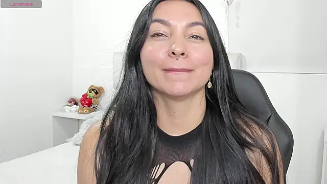 Ms milarose online show from June 5, 2026, 6:52 am