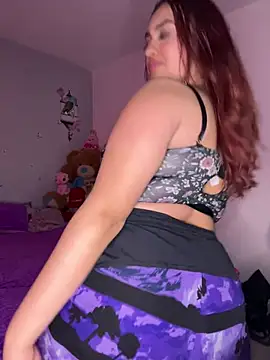 naomirouse  online show from March 22, 2026, 10:00 pm