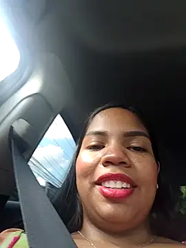 CloeeHills  online show from October 28, 2025, 7:24 pm