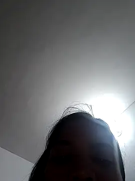 CloeeHills  online show from September 20, 2025, 7:24 am