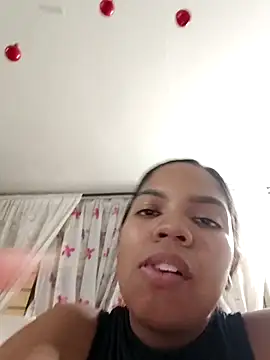 CloeeHills  online show from October 28, 2025, 2:56 am