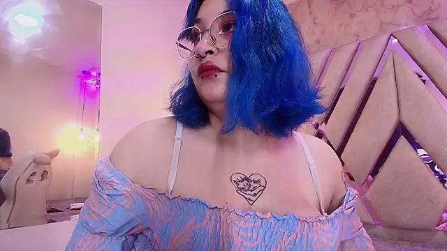 Snapshot of Lilith_curvy chatting on October 20, 2025, 7:47 pm Lilith curvy online show from October 20, 2025, 7:47 pm