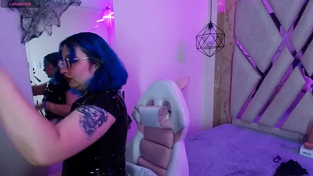 Snapshot of Lilith_curvy chatting on October 29, 2025, 7:46 pm Lilith curvy online show from October 29, 2025, 7:46 pm