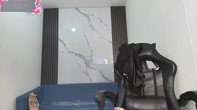 ShaunaDream online show from October 16, 2025, 5:05 am