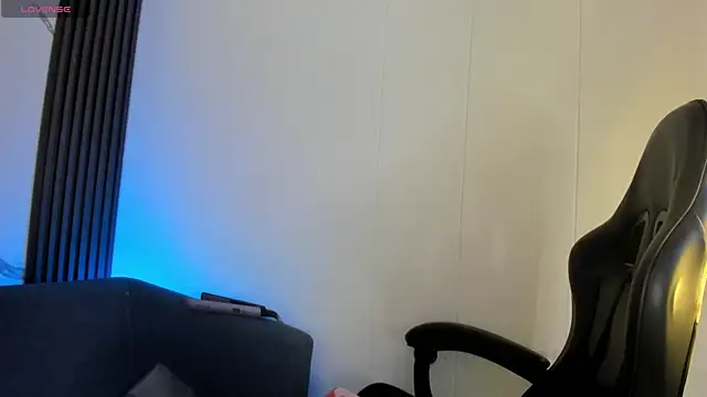 Snapshot of ShaunaDream chatting on February 15, 2026, 7:51 am ShaunaDream online show from February 15, 2026, 7:51 am