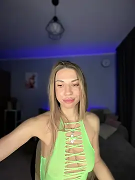 Prettie Katrin online show from March 21, 2025, 4:51 pm