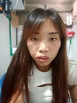 Snapshot of sulove_xx chatting on September 20, 2025, 4:28 am sulove xx online show from September 20, 2025, 4:28 am