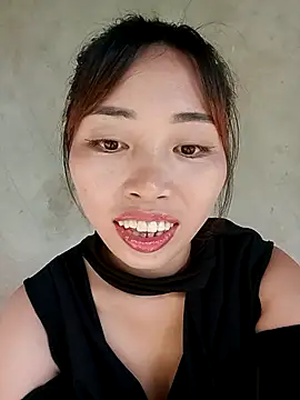 Snapshot of sulove_xx chatting on September 28, 2025, 3:35 am sulove xx online show from September 28, 2025, 3:35 am