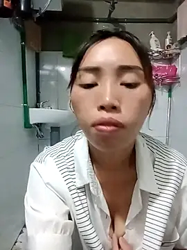 Snapshot of sulove_xx chatting on September 27, 2025, 3:18 pm sulove xx online show from September 27, 2025, 3:18 pm