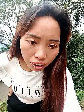 Snapshot of sulove_xx chatting on October 21, 2025, 4:23 am sulove xx online show from October 21, 2025, 4:23 am