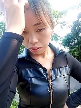 Snapshot of sulove_xx chatting on September 19, 2025, 12:14 am sulove xx online show from September 19, 2025, 12:14 am