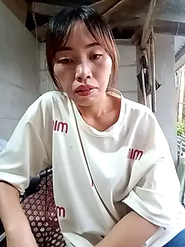 Snapshot of sulove_xx chatting on September 25, 2025, 11:33 pm sulove xx online show from September 25, 2025, 11:33 pm