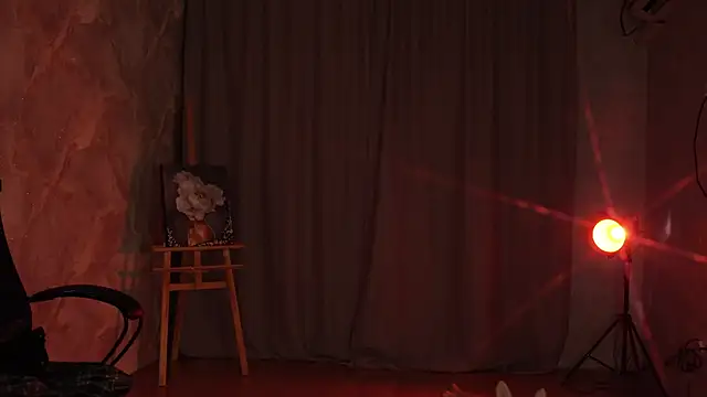 LumeNova online show from October 24, 2025, 1:26 am